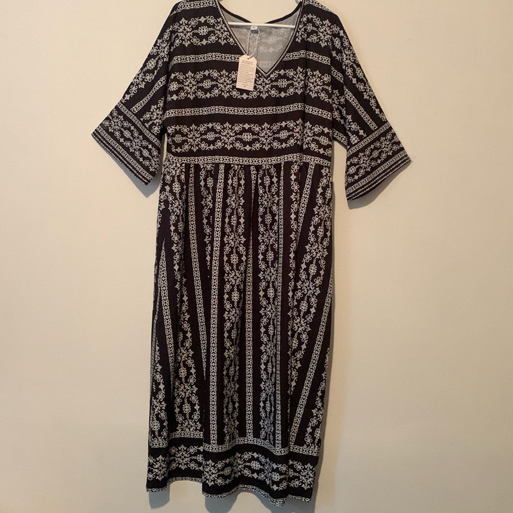 🟡Boho Black and White Maxi Dress
